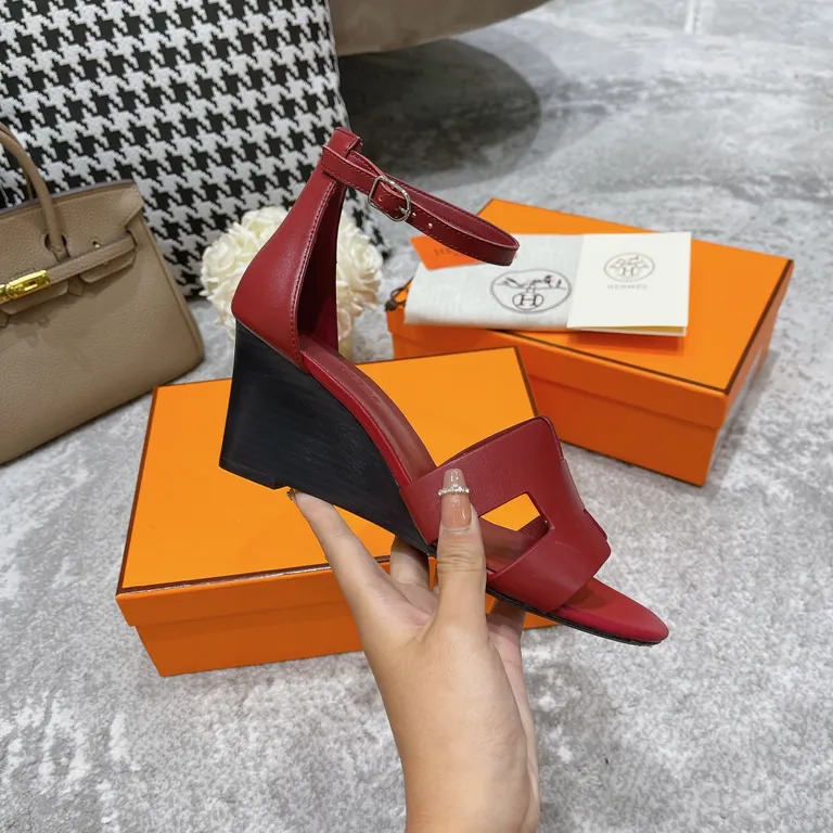 Hermes Shoe 